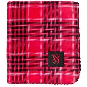 VICTORIA'S SECRET Cozy Plush Blanket
